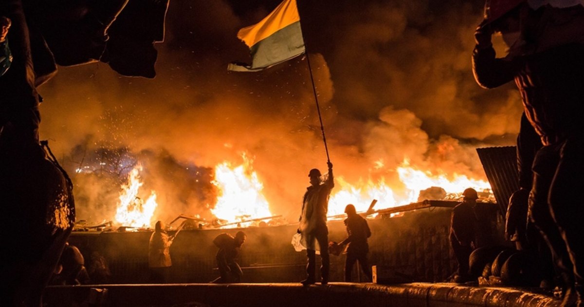 Уроки двох революцій. Яка лінія розколу суспільства потрібна Україні

                    – Юрій Вишневський